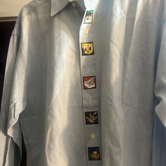 LOONEY TOONS BUTTON DOWN - Picture 3 of 5